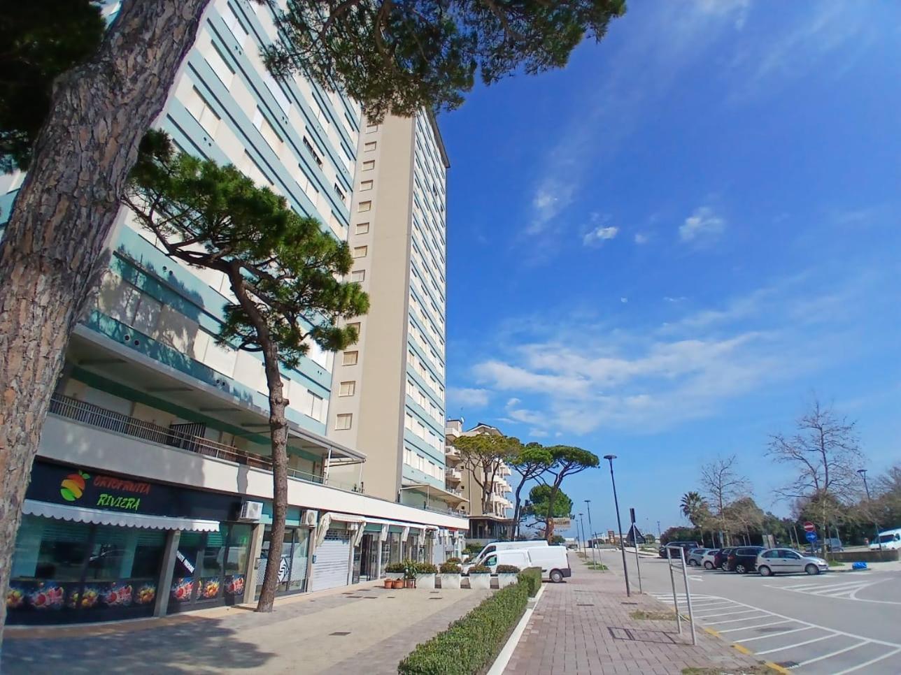 Appartamento Cv011 - Milano Marittima, Trilocale Fronte Mare Con Vista Esclusiva